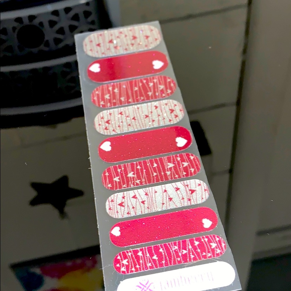 🌺 3/$6 Jamberry Nail Wraps-Half Sheet- Adult